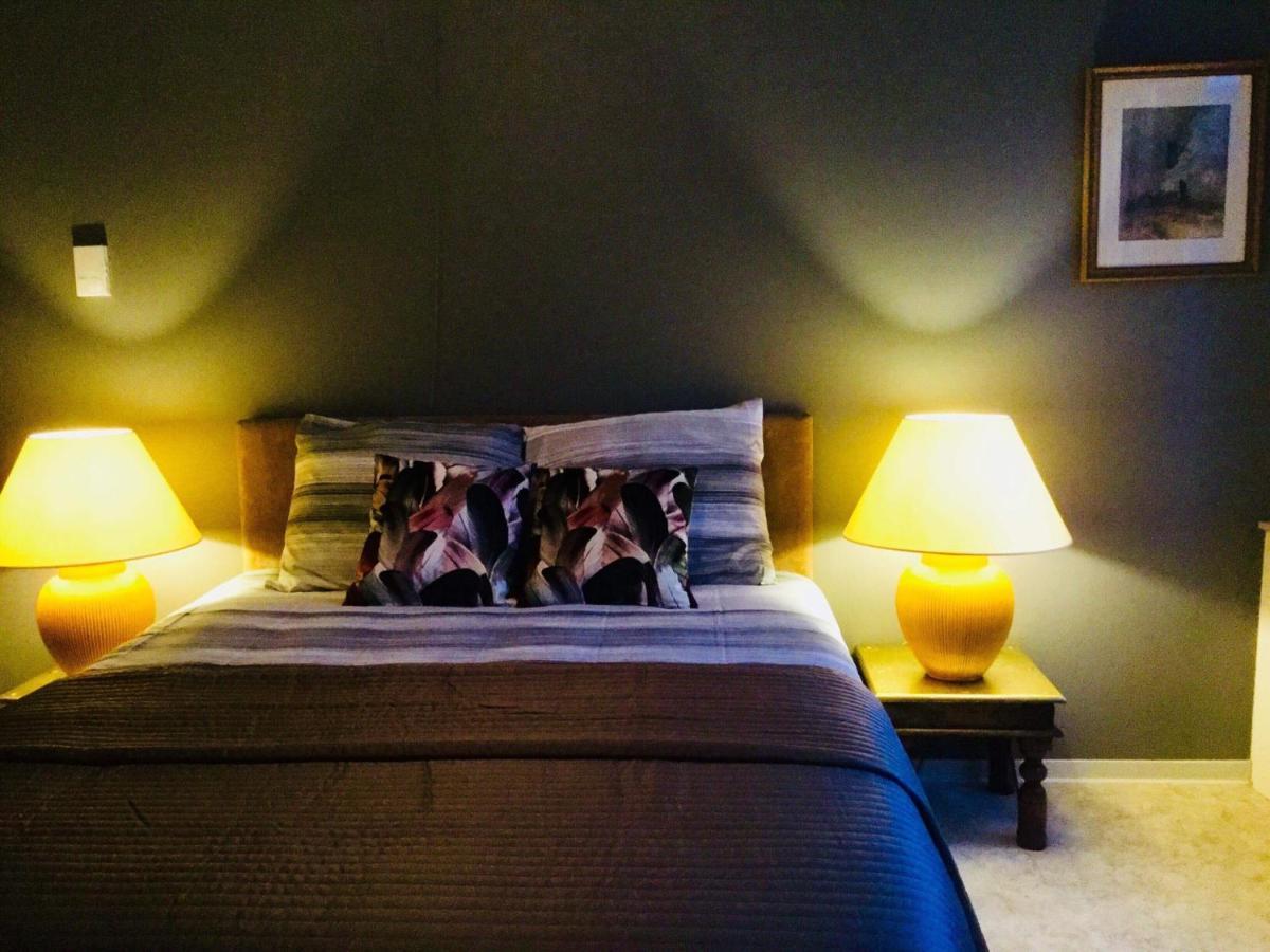 إبير B&B East&West المظهر الخارجي الصورة