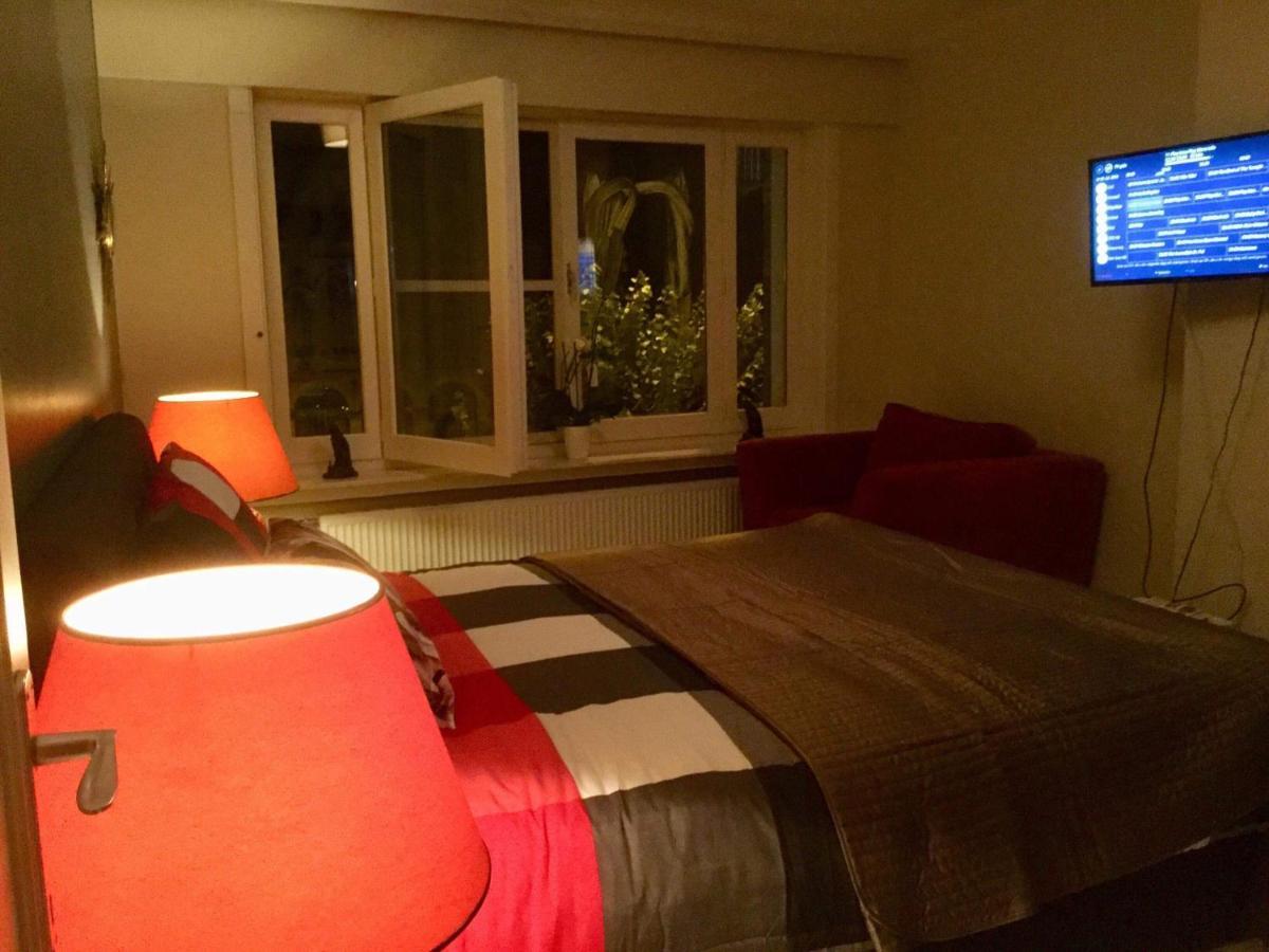 إبير B&B East&West المظهر الخارجي الصورة